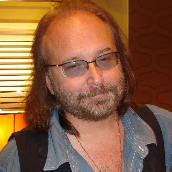 Foto Reeves Gabrels